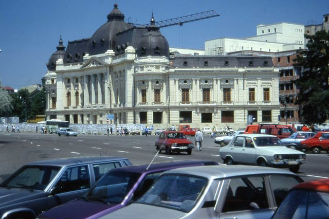 #17 Central University Library on Calea Victoriei in Bucharest, 1990s