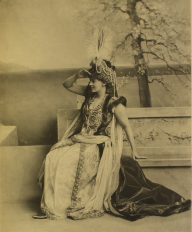 #26 Lady Alexandra Colebrooke as Roxana, wife of Alexander the Great.