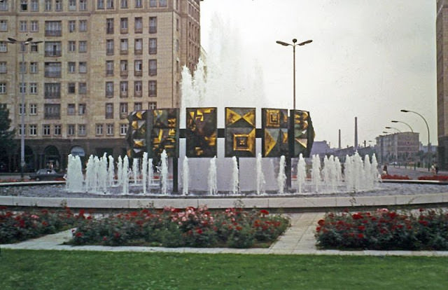 #70 Strausberger Platz Fountain in East Berlin, 1960s.