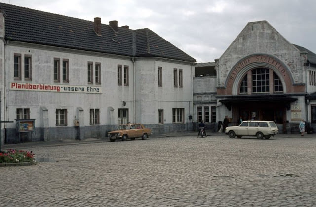 #40 Saalfeld station, 1980