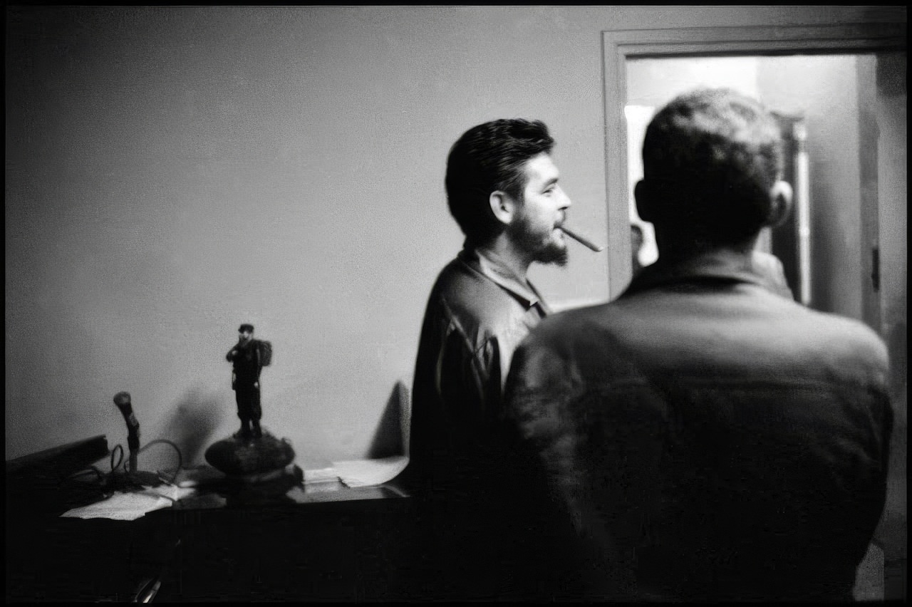 Capturing a Revolutionary: Elliott Erwitt’s 1964 Portraits of Che Guevara Photography