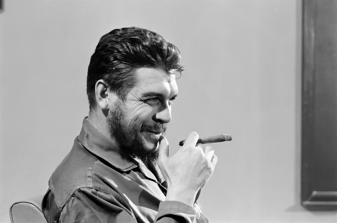 Capturing a Revolutionary: Elliott Erwitt’s 1964 Portraits of Che Guevara Photography