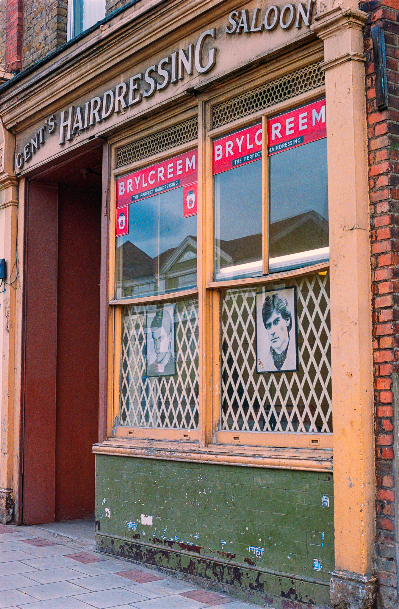 #11 The Handyman, Tasty Bite, High St, Thornton Heath, Croydon, 1990s