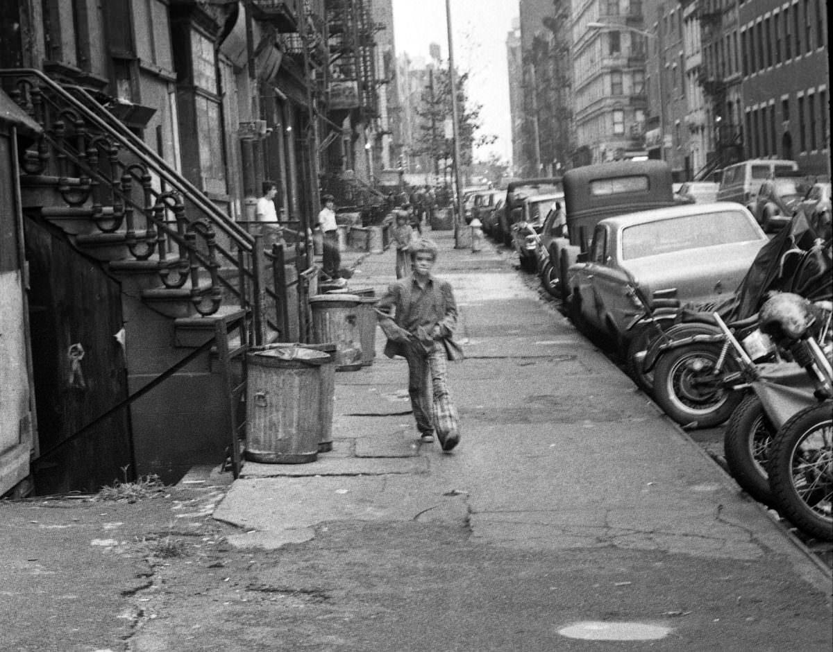 #16 Fernando on East 3rd Street, 1975.
