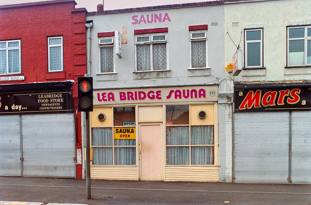 #26 Lea Bridge Sauna, Lea Bridge Rd, Leyton, Waltham Forest, 1994