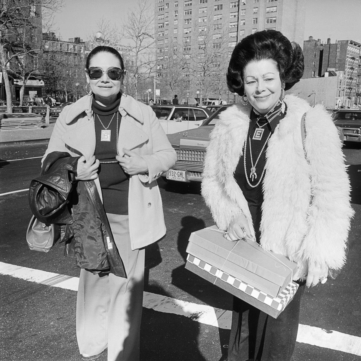 #10 Women With Gift Boxes, 1978