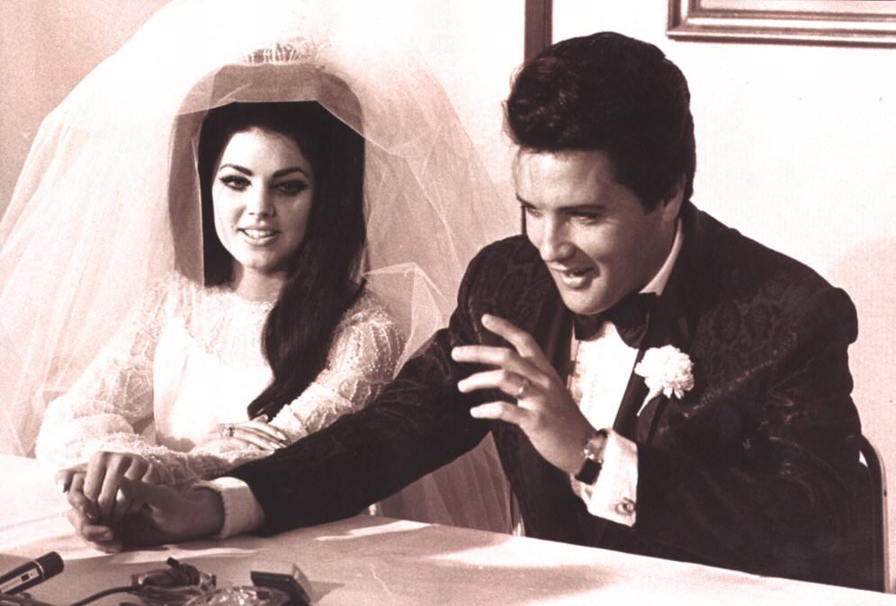 Fabulous Photos of Elvis and Priscilla Presley on Their Wedding Day on May 1, 1967 Music