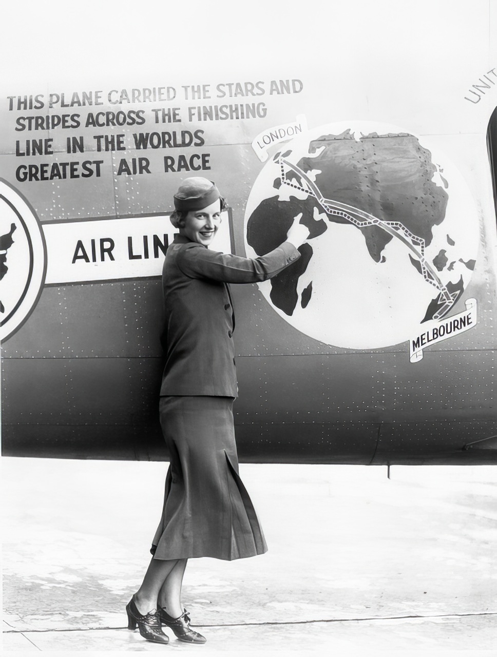 Stewardess Clara Johnson with Roscoe Turner’s Boeing 247D, 25 March 1935