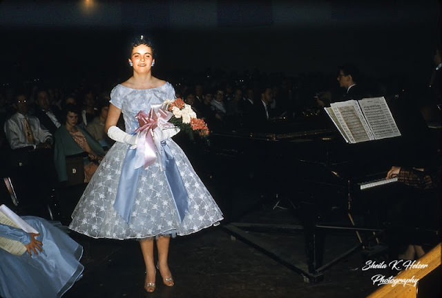 #10 Mt. Vernon High School Forum Show girl