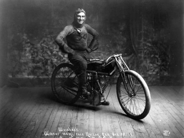Hog Boys: Vintage Photos of The Harley-Davidson Racers Who Started It All Vehicles &; Transportation