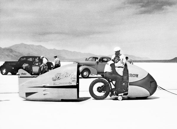 Hog Boys: Vintage Photos of The Harley-Davidson Racers Who Started It All Vehicles &; Transportation