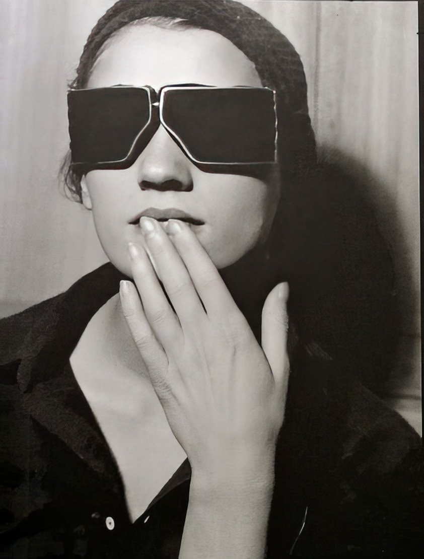 #19 Lee Miller, Paris, circa 1929