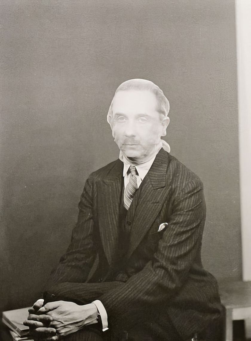 #8 Bernard Deshoulieres, Paris, circa 1929