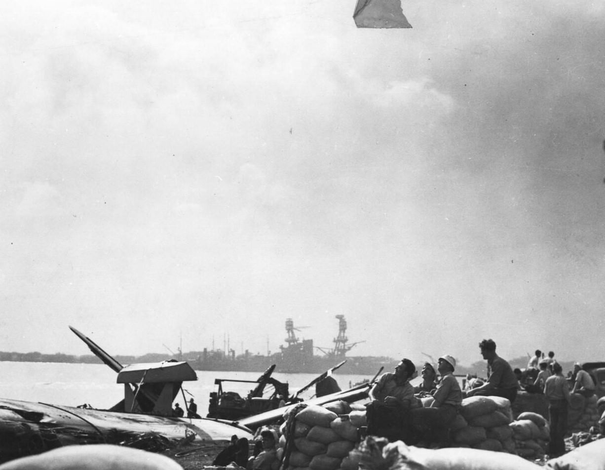 #43 Gun crews during the Japanese attack on Pearl Harbor, 1941. Sailors on the alert at their battle stations in NAS.