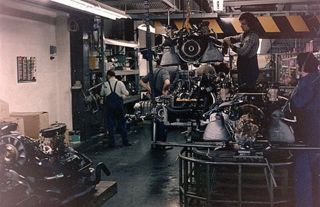 A Photographic Tour of the Porsche Factory in the Early 1970s Vehicles &; Transportation