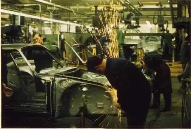 A Photographic Tour of the Porsche Factory in the Early 1970s Vehicles &; Transportation