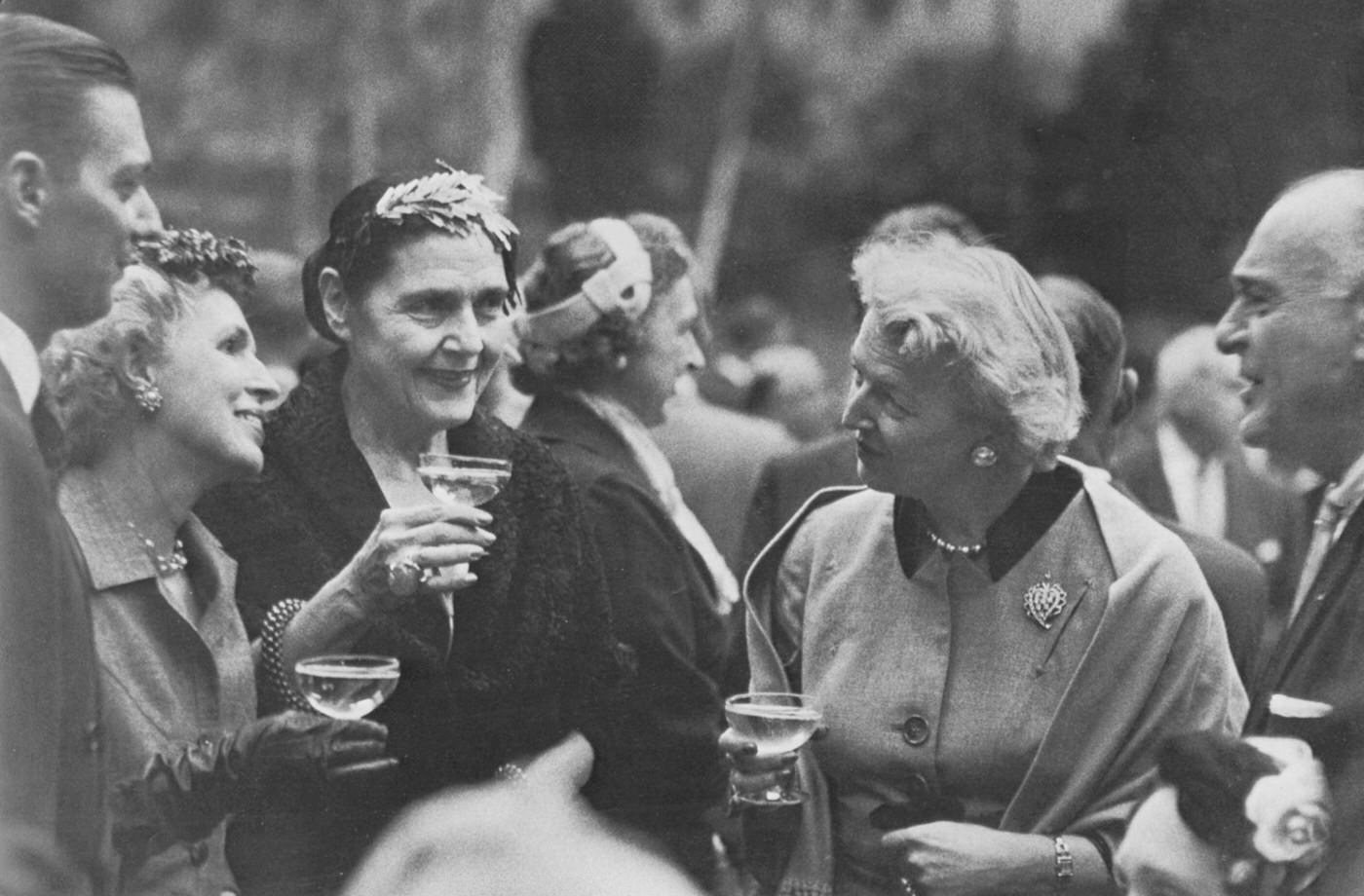 #52 Cocktail party — New York City, 1955