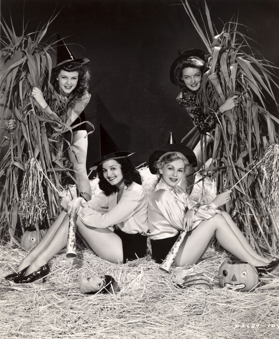 #11 Fabulous Four Witches, 1941