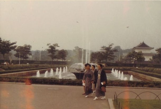 #27 Ladies near the Imperial Palace, Tokyo, June 1972