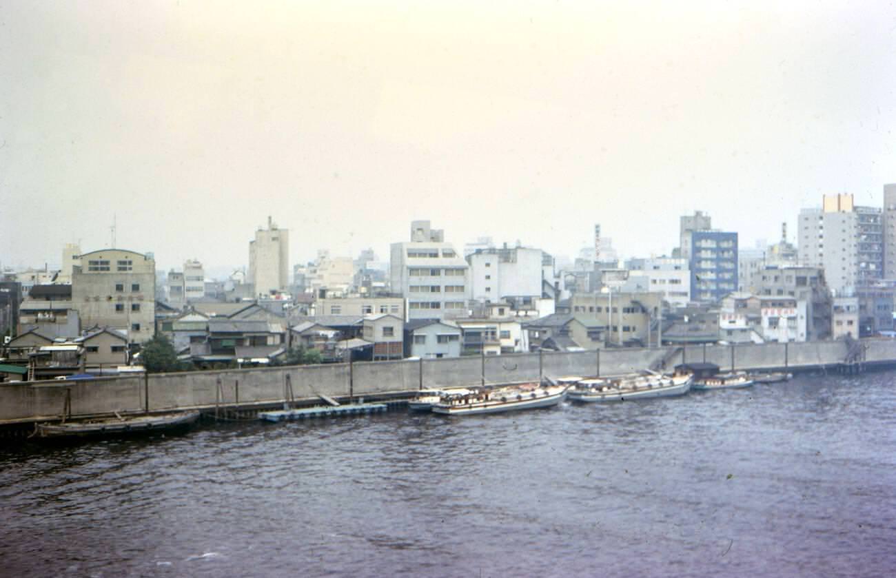 #89 Canal view in Tokyo, 1973.