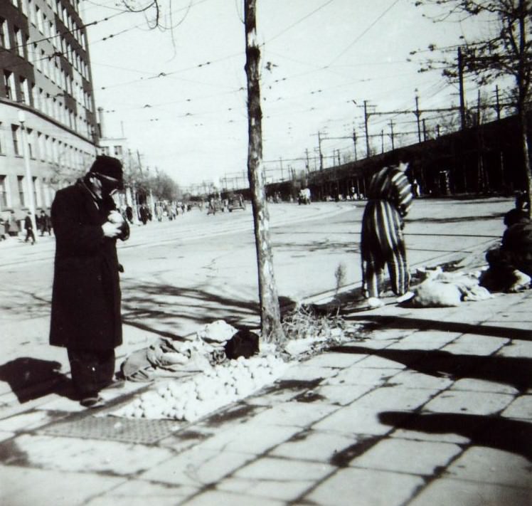 #6 Ginza market, 1940s.