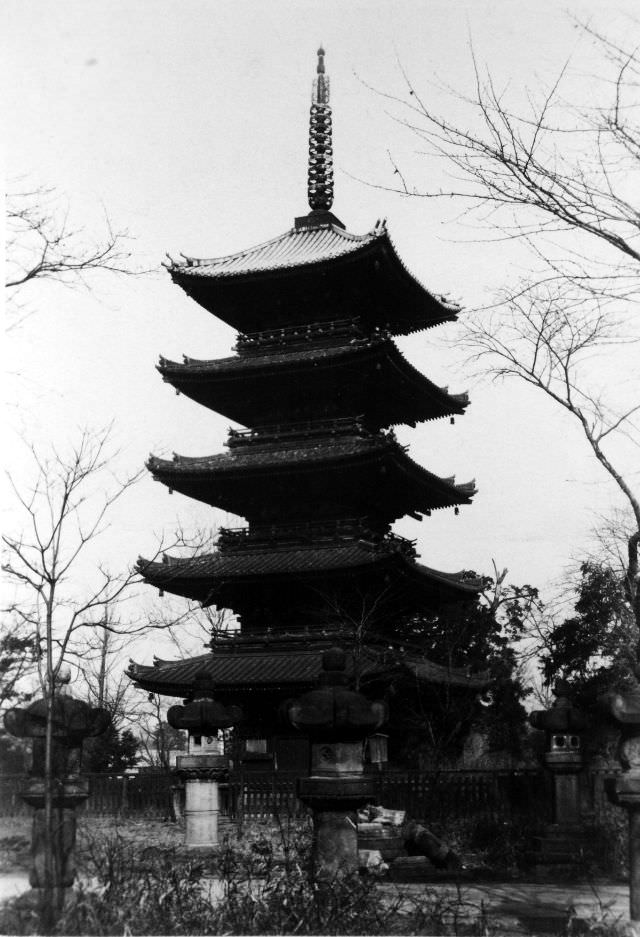 #28 Pagoda in Ueno Park, 1940s.