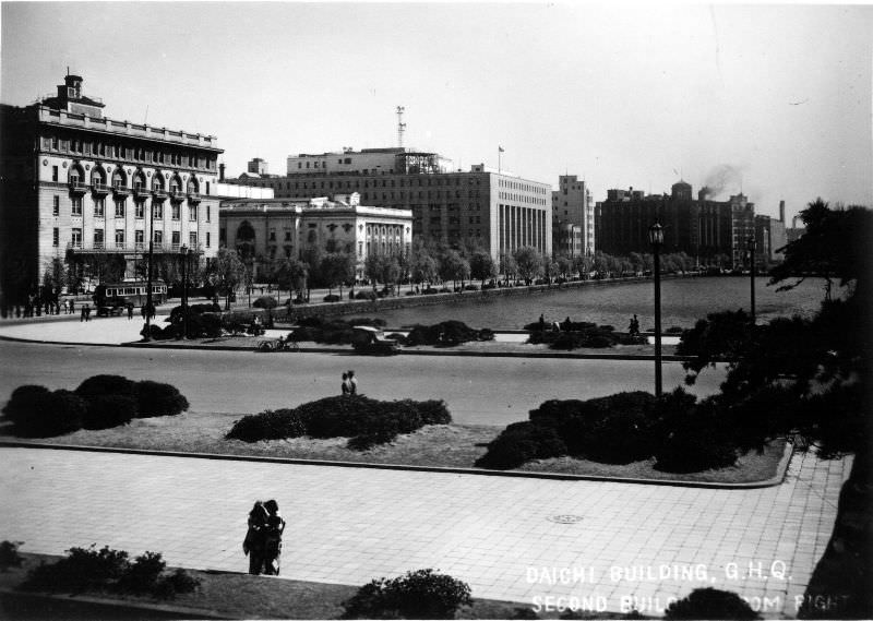 #40 The Dai-Ichi Building, 1940s.