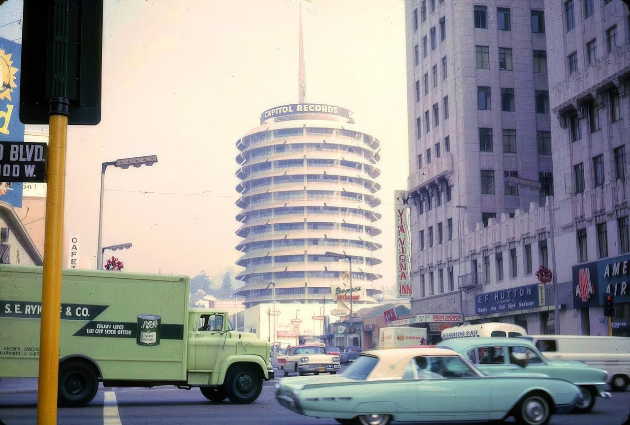 #10 Capitol Records on Hollywood and Vine, 1962