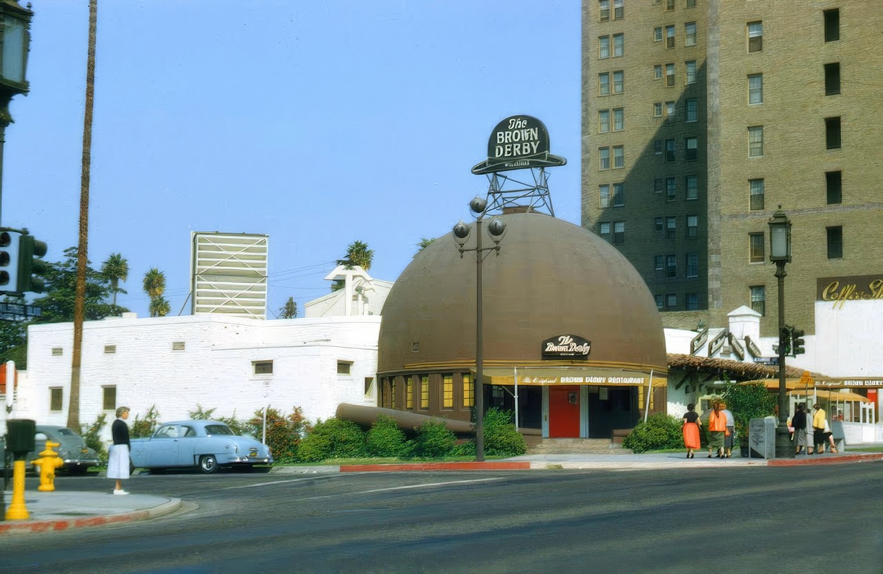 #14 The Brown Derby, 1954