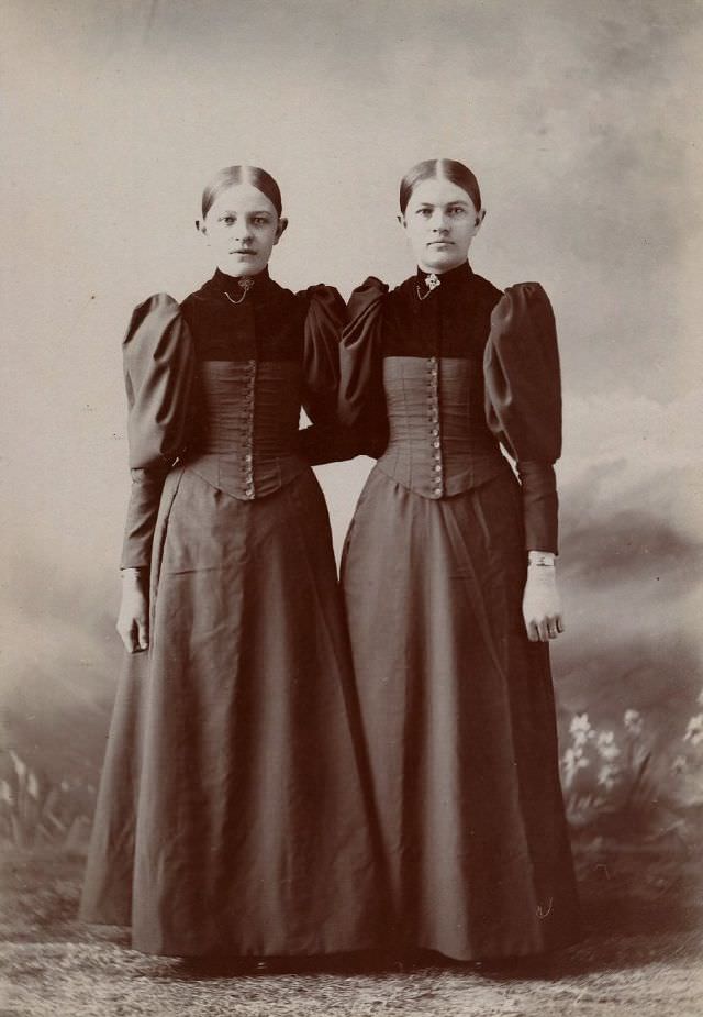 #13 Sisters, Nebraska City, Nebraska studio