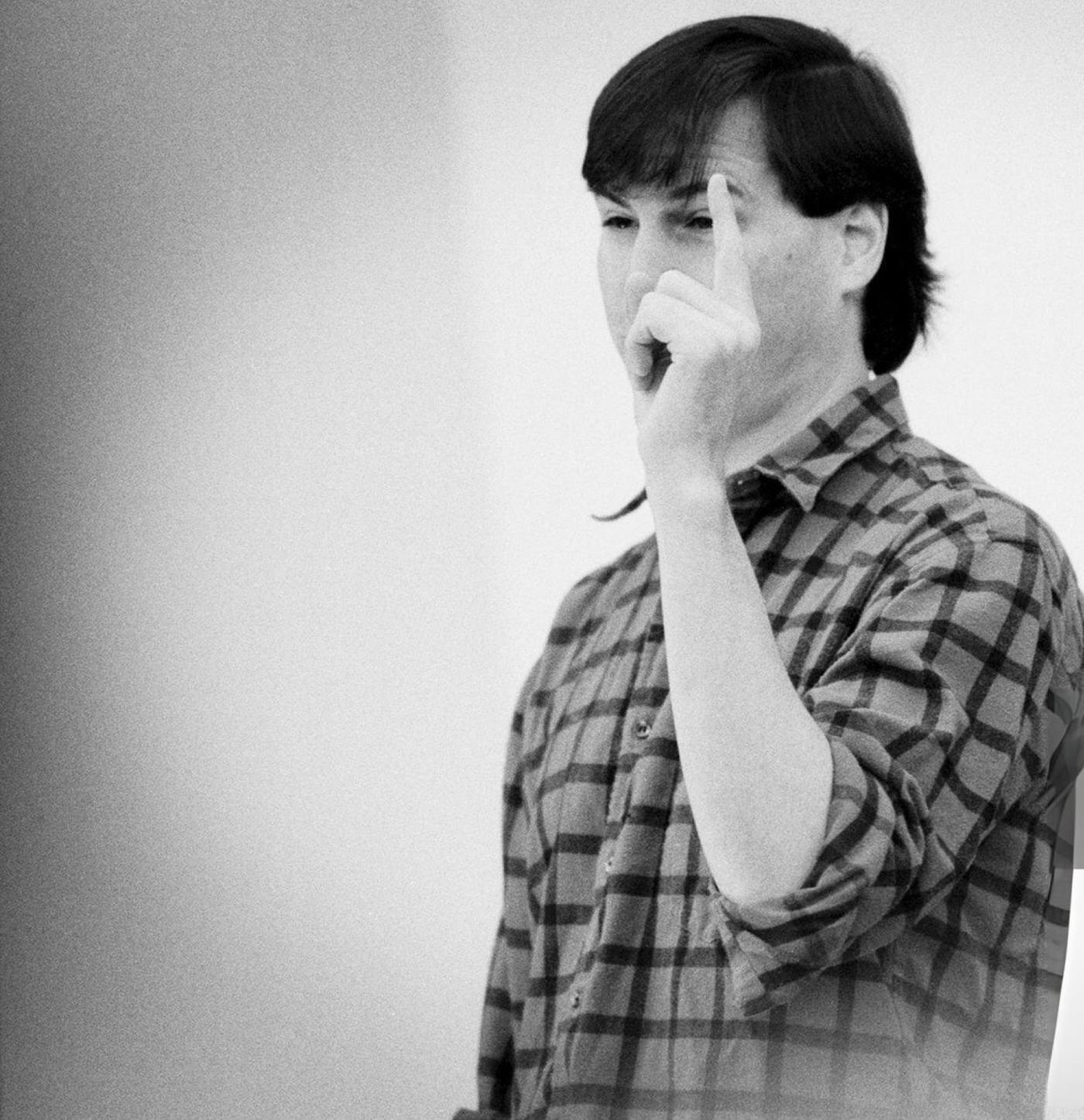 #11 Steve Jobs at a NeXT company retreat, 1988.