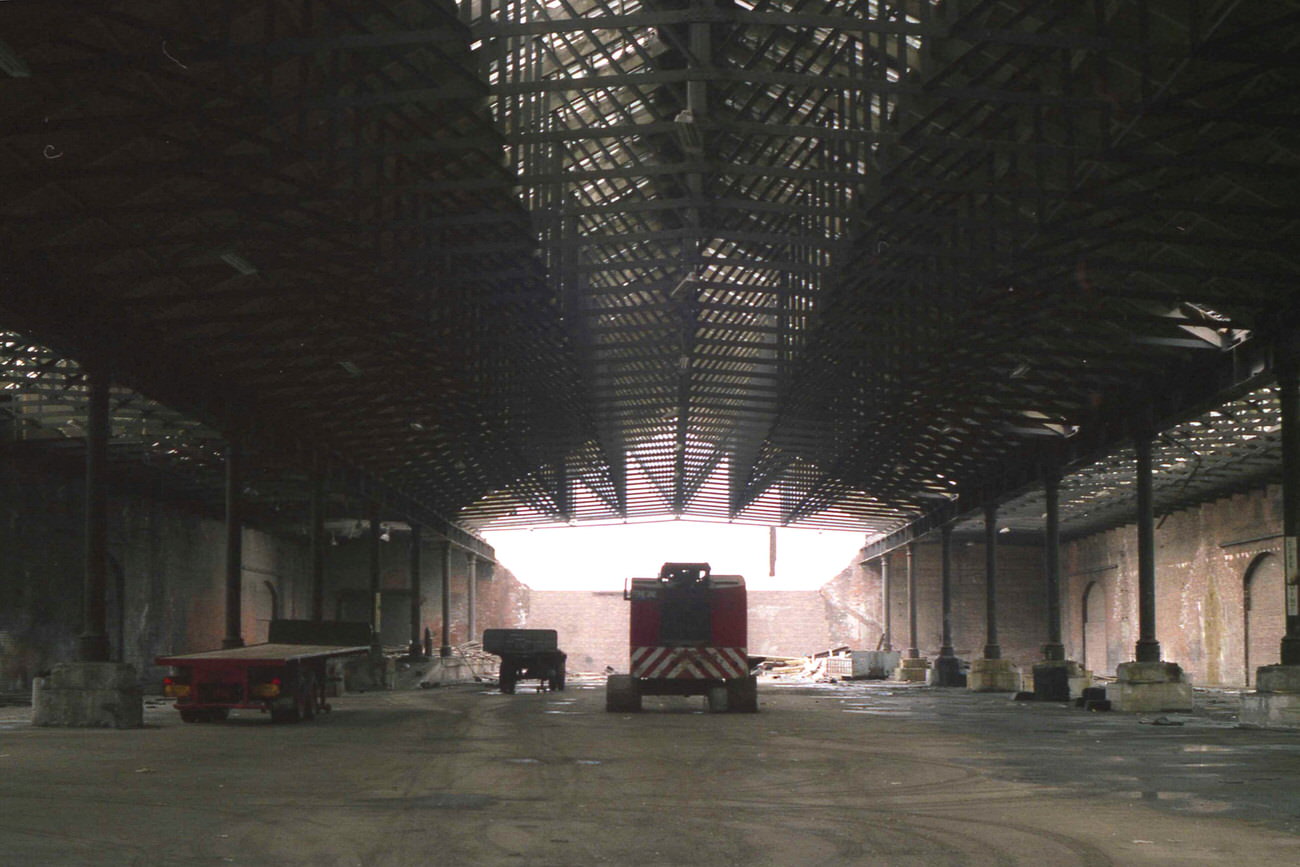 #30 Former Dundee Tay Bridge goods shed, 1984