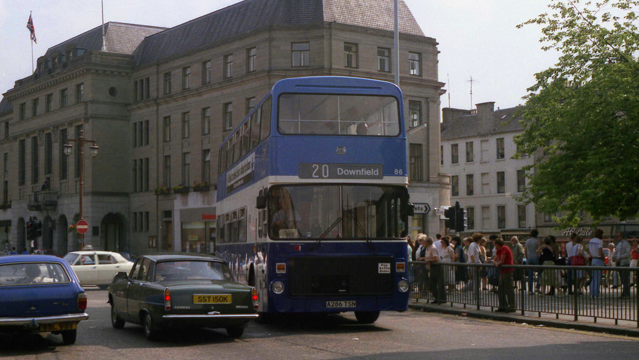 #32 Volvo Citybus in Reform Street, Dundee, 1984