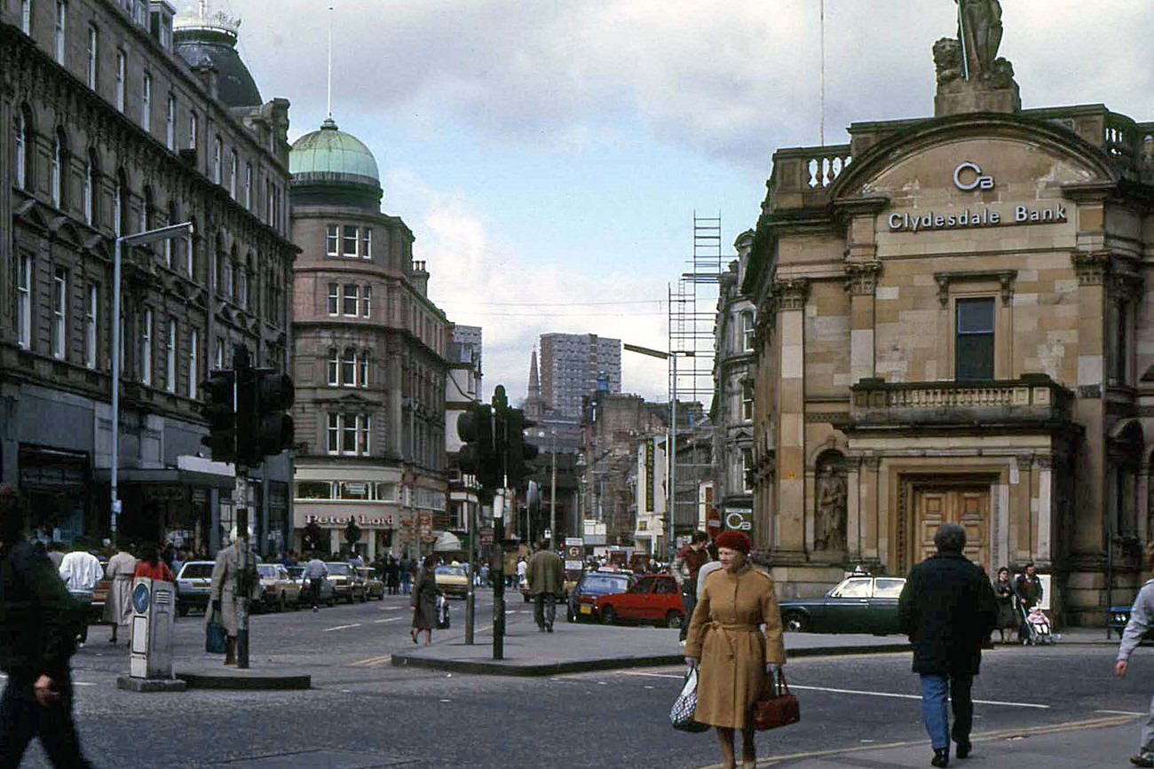 #43 Murraygate from High Street, 1985