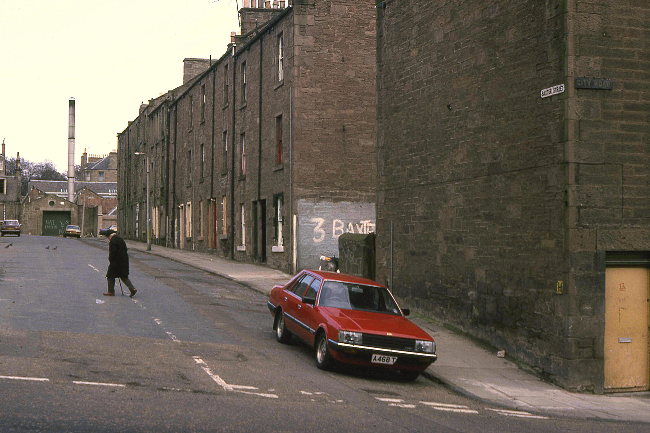 #59 Baxter Street, 1986