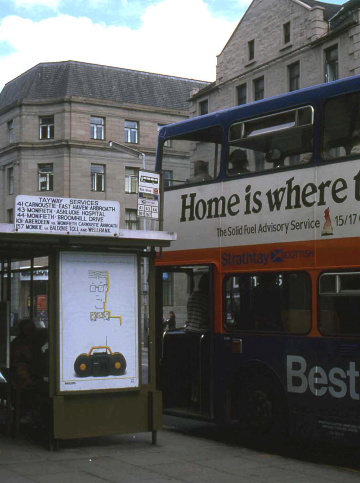 #68 Littlewoods bus stop, 1986