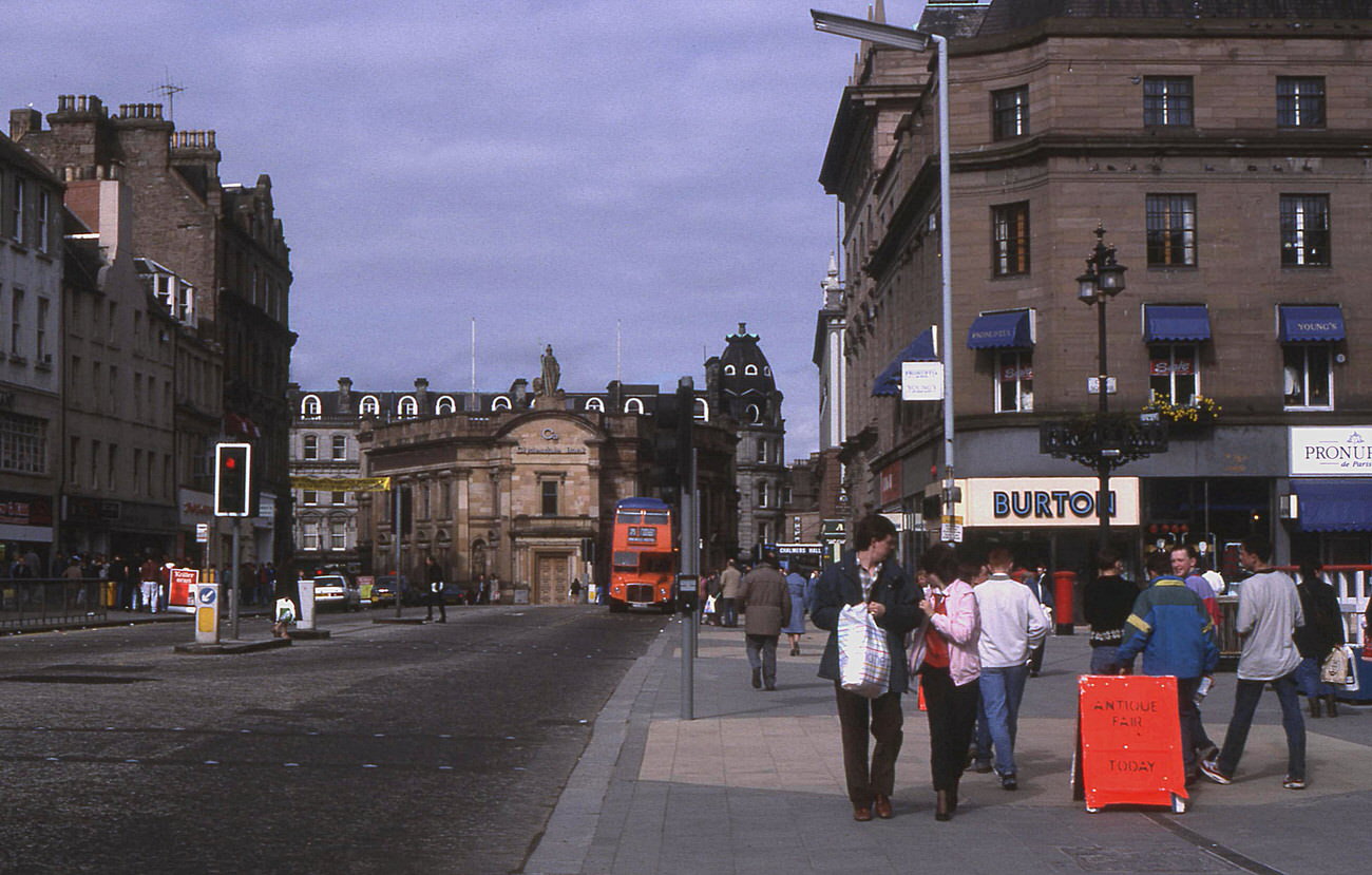 #78 High Street at City Square, 1988