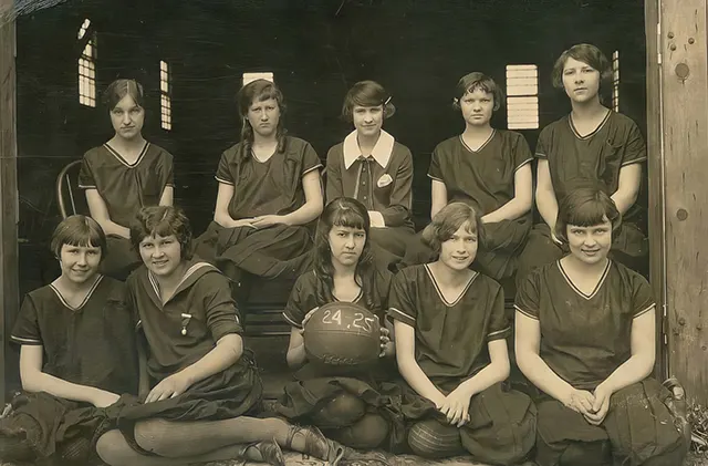 #20 The basketball season of the 1920s was a tough one for these girls.