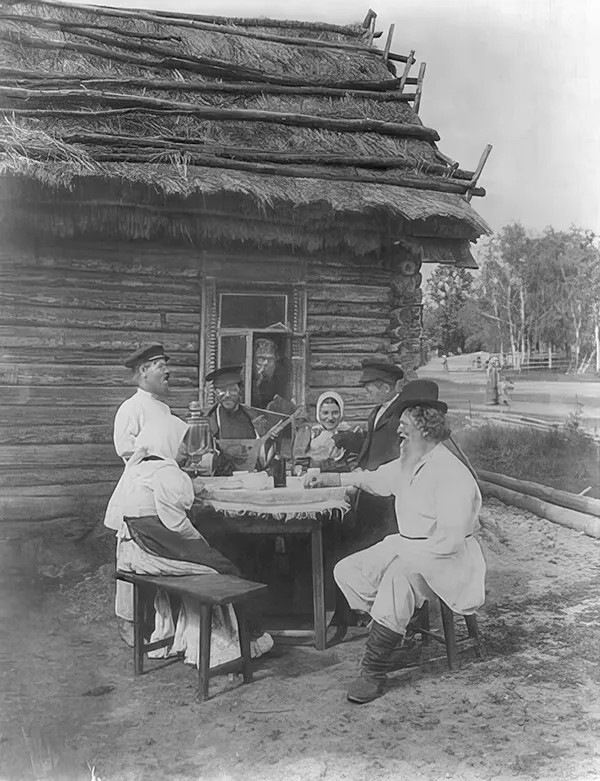 #26 Group of Russian peasants, 1875.