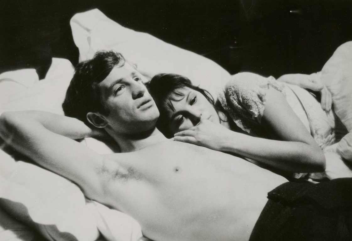 #7 Raymond Cauchetier and Jean-Paul Belmondo on the set of ‘A bout de Souffle’ directed by Jean-Luc Godard, 1960.