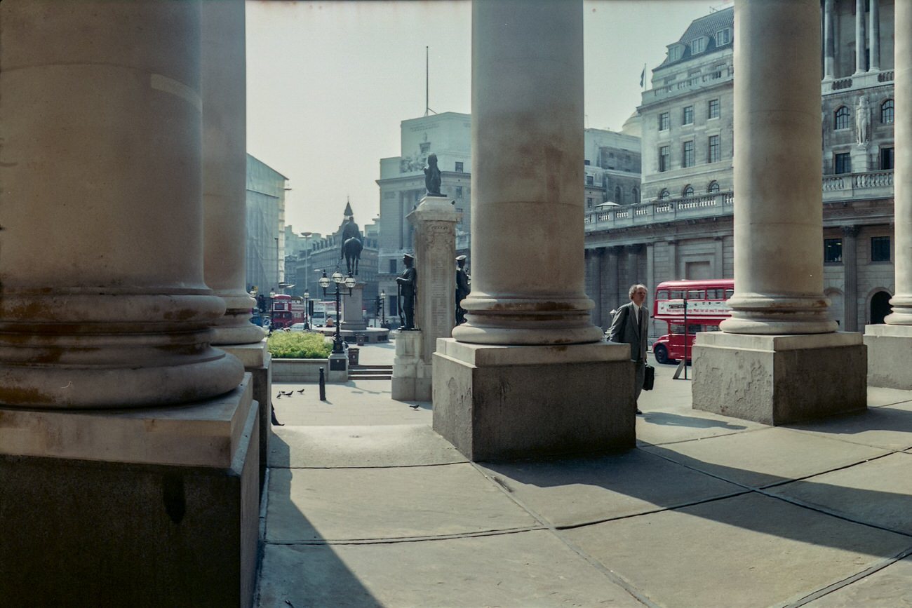 #7 Royal Exchange, Bank, City, 1992