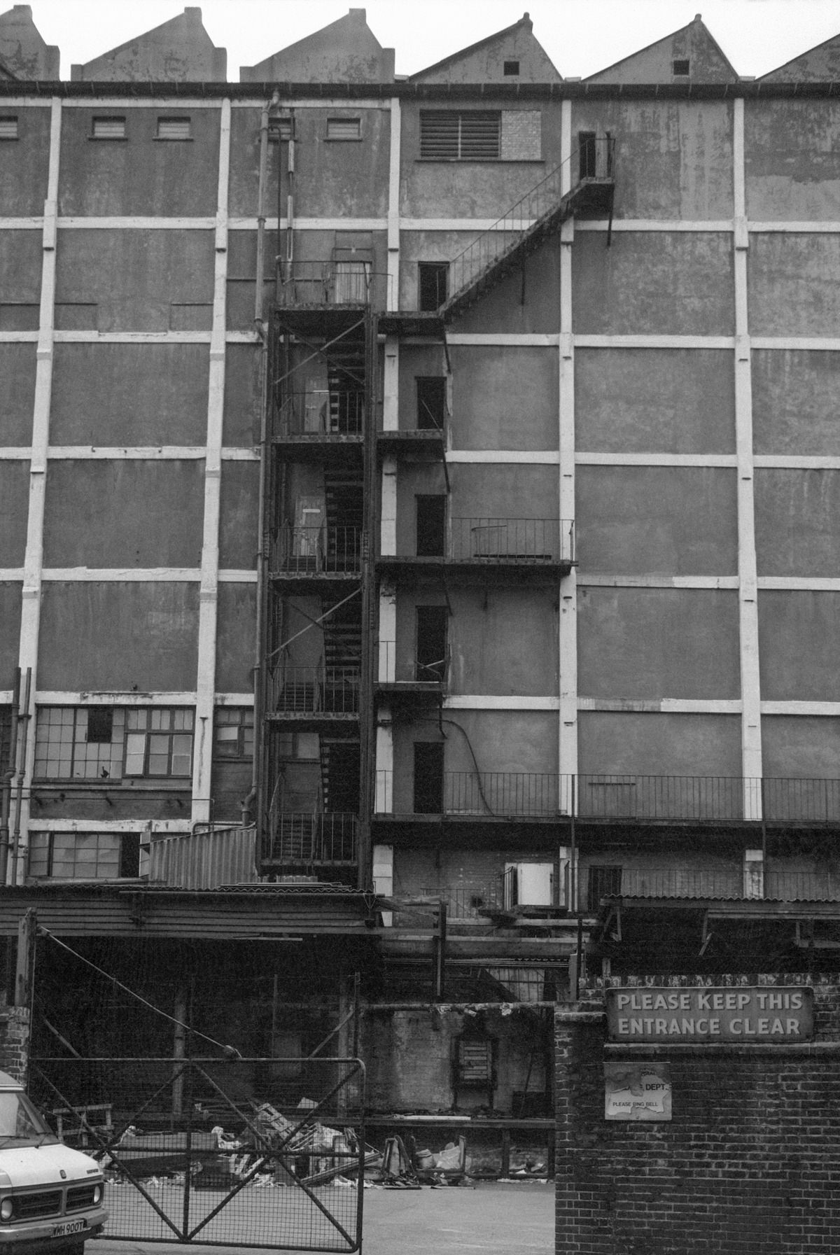 #2 Warehouse, South Bank, 1981