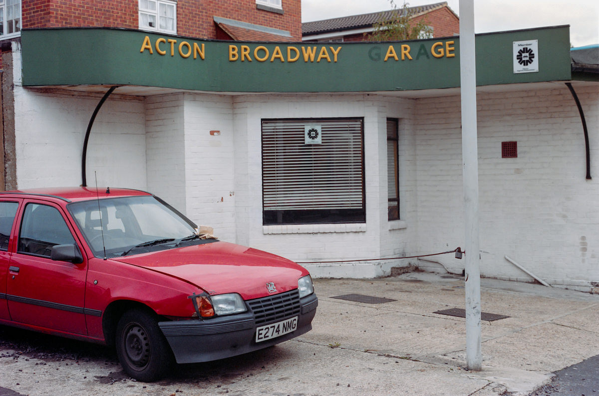 #15 Acton Broadway Garage, Acton, Ealing, 1990