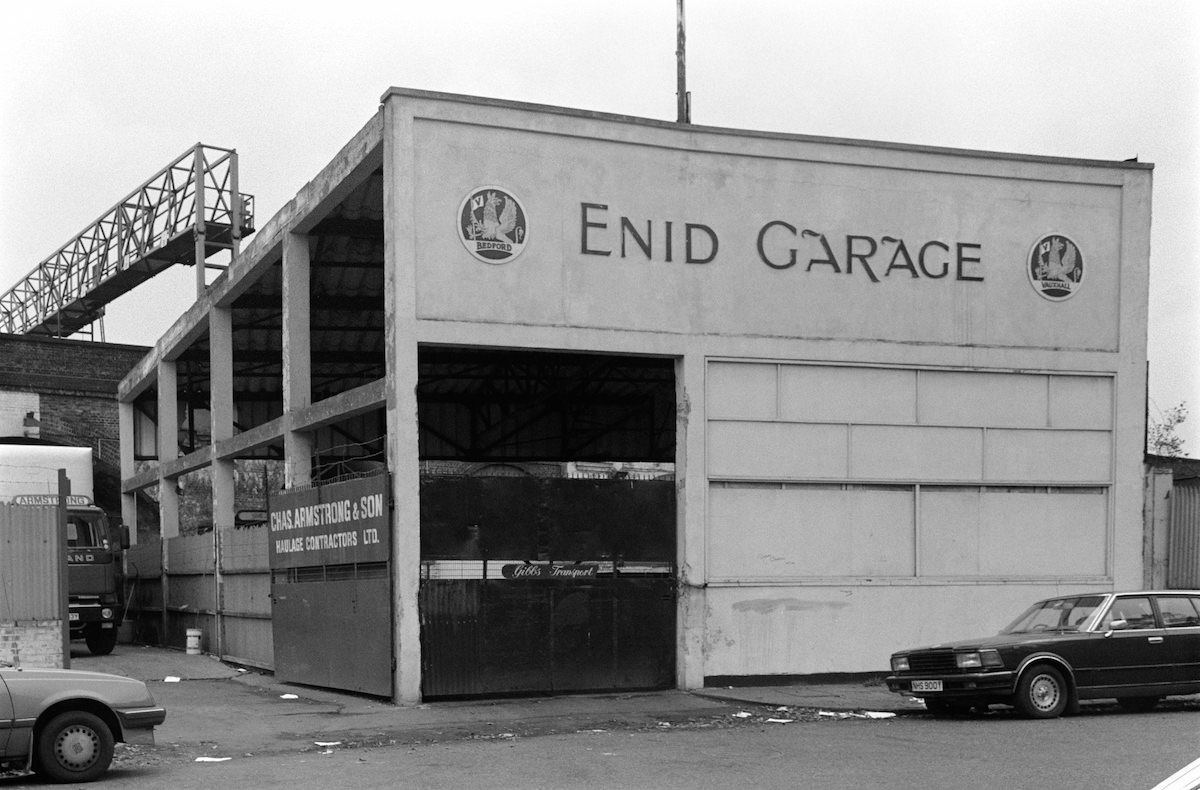 #23 Enid Garage, Old Jamaica Rd, Bermondsey, Southwark, 1988