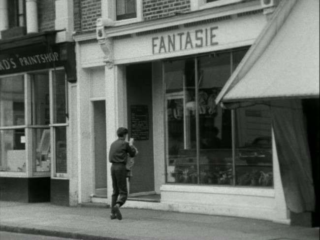 #3 The Fantasie coffee bar in 1955/6. A screen grab of the Free Cinema film Food For a Blush (1959).