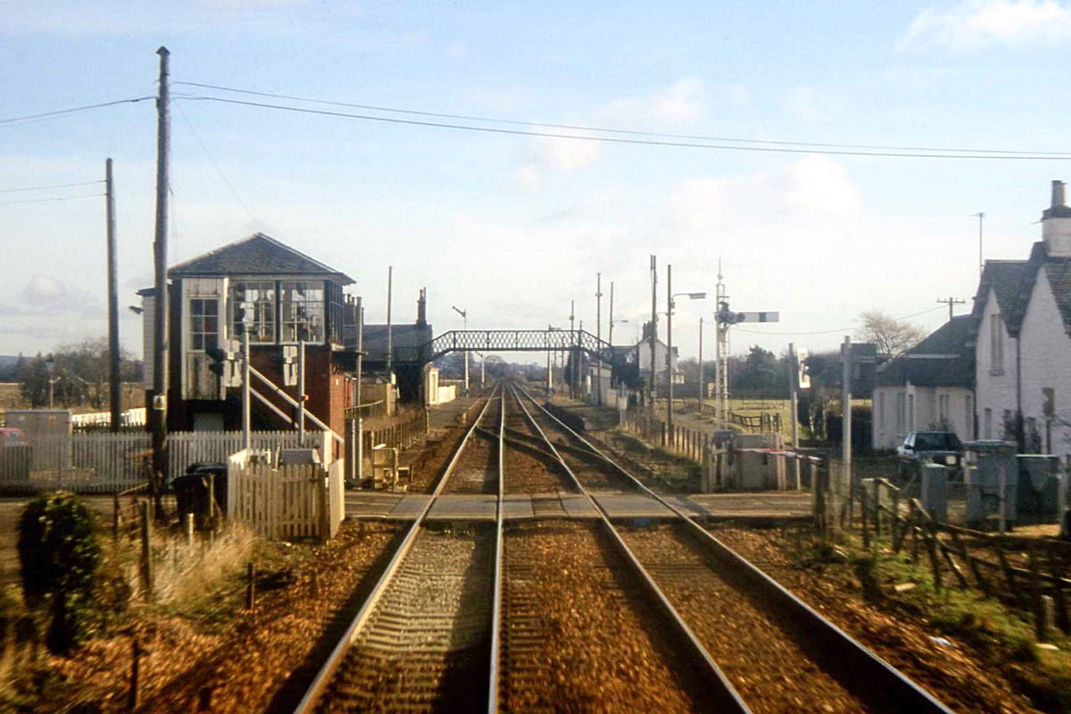 #20 Errol Signal Box seen form cab, 1999