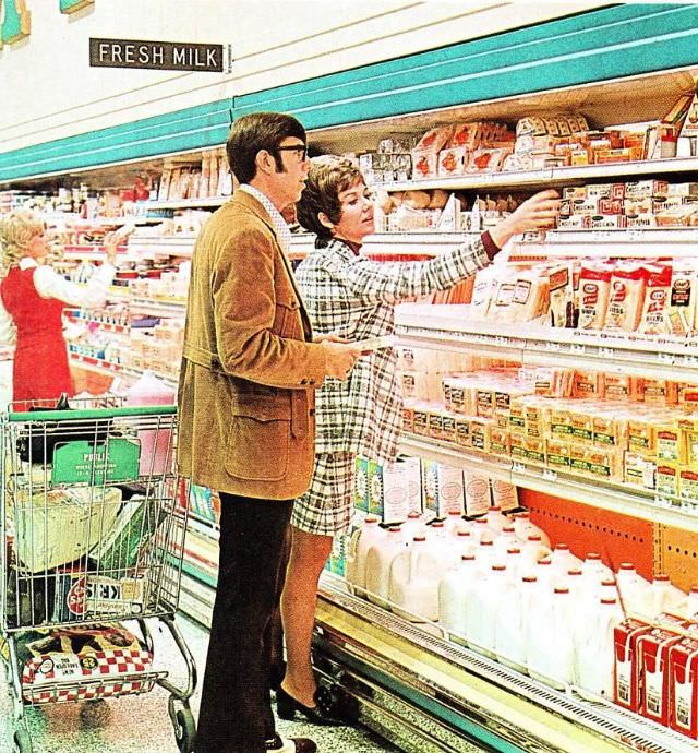 #14 Couple in dairy section, 1969.