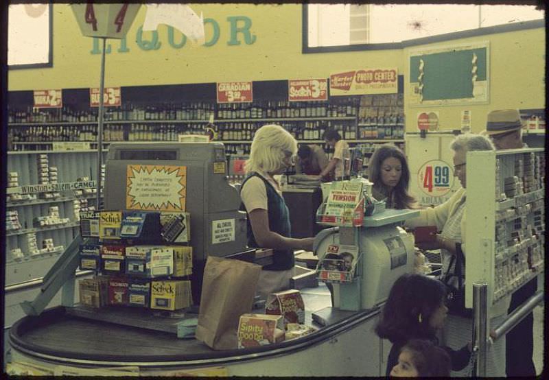 #22 Checkout lane, 1972.