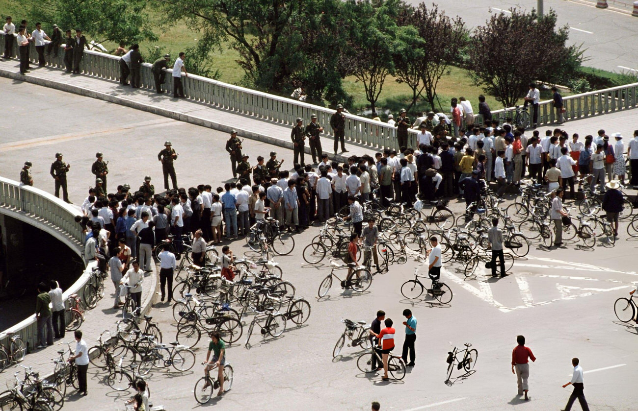 Chinese soldiers block an overpass on Chang’an Avenue leading to Tiananmen Square, 1989.