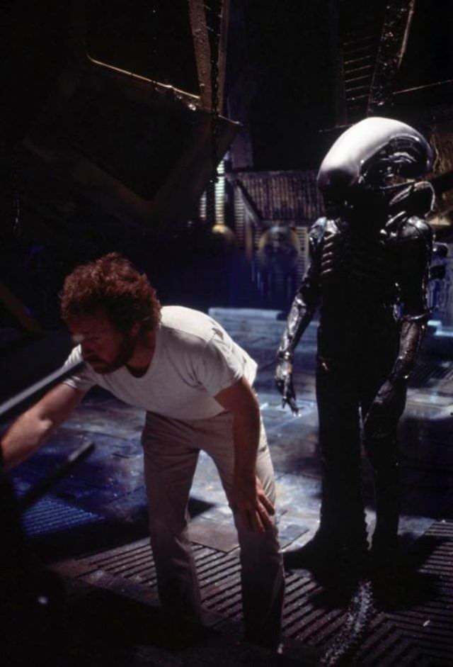 Stunning Behind-the-Scenes Photos from the Making of Alien (1979) Movies